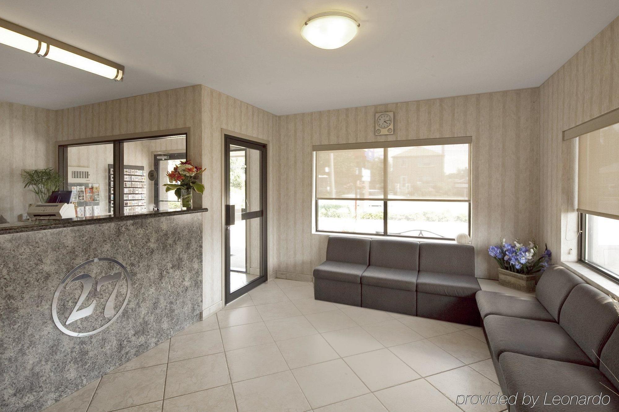 Canadas Best Value Inn Торонто Інтер'єр фото